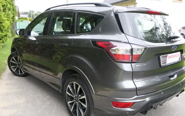 FORD Kuga 1.5 EcoBoost 2x4 ST-Line
