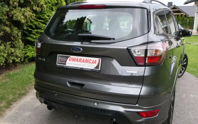 FORD Kuga 1.5 EcoBoost 2x4 ST-Line