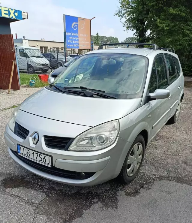 RENAULT Grand Scenic 