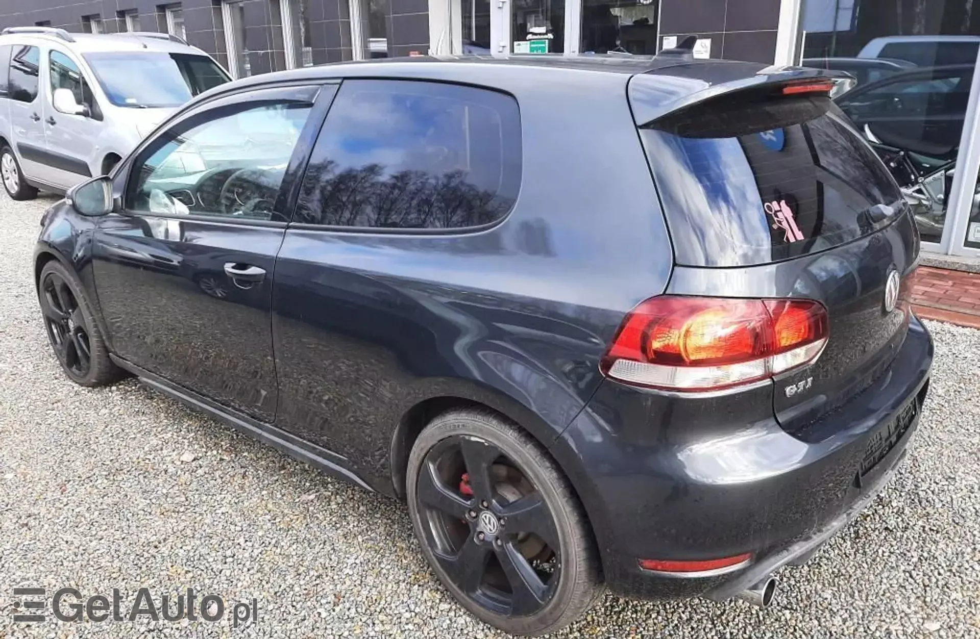 VOLKSWAGEN Golf GTI 2.0 TSI (210 KM)