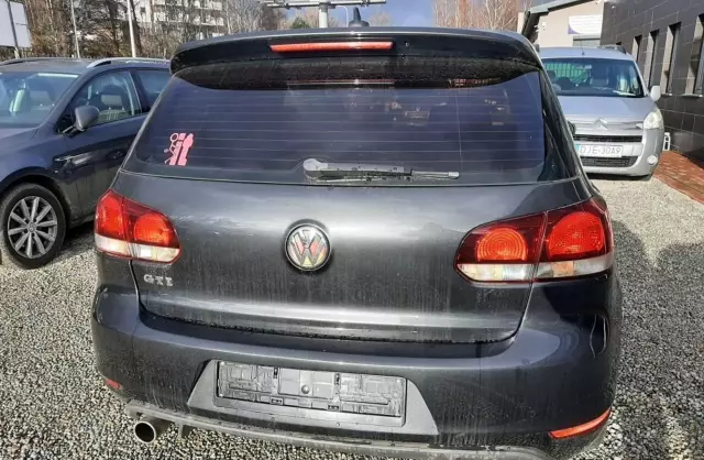 VOLKSWAGEN Golf GTI 2.0 TSI (210 KM)