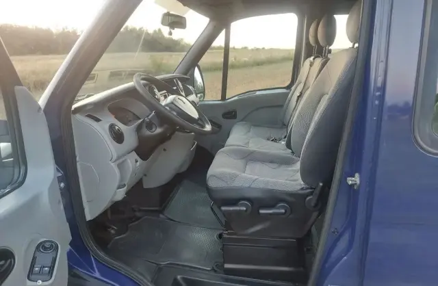 RENAULT Master 