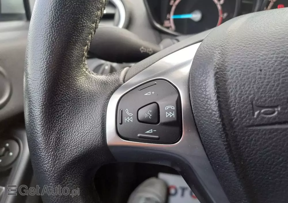 FORD Fiesta 1.0 Celebration