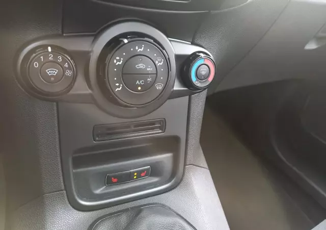 FORD Fiesta 1.0 Celebration