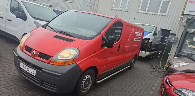 RENAULT Trafic 