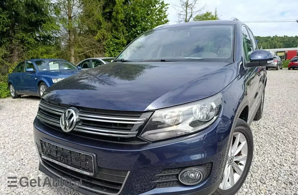 VOLKSWAGEN Tiguan 