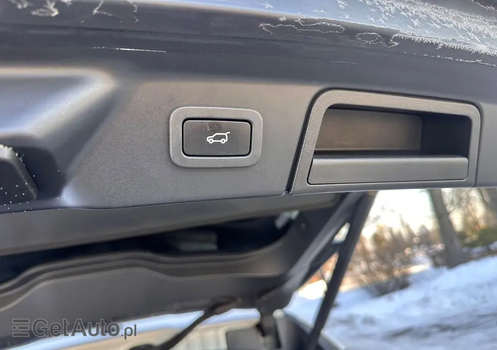 LAND ROVER Range Rover Velar 2.0d R-Dynamic