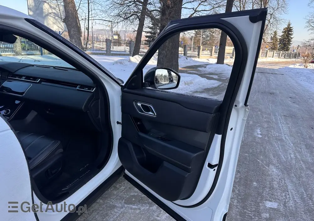 LAND ROVER Range Rover Velar 2.0d R-Dynamic