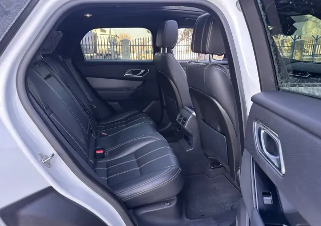 LAND ROVER Range Rover Velar 2.0d R-Dynamic