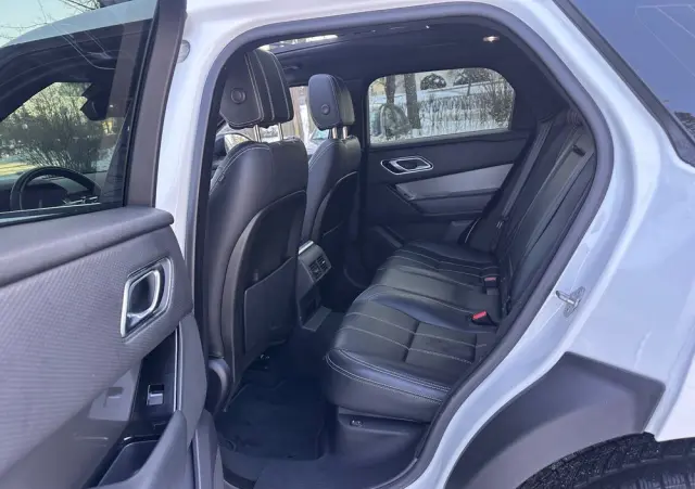 LAND ROVER Range Rover Velar 2.0d R-Dynamic