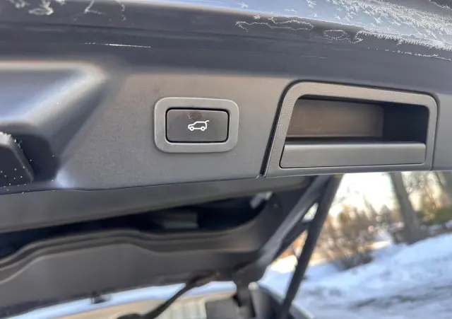 LAND ROVER Range Rover Velar 2.0d R-Dynamic