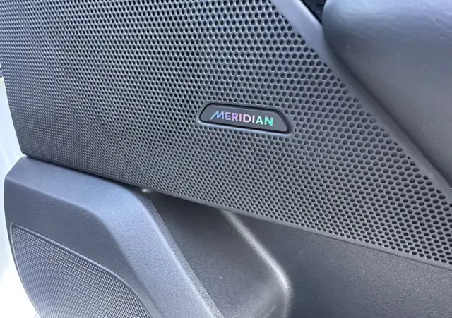 LAND ROVER Range Rover Velar 2.0d R-Dynamic