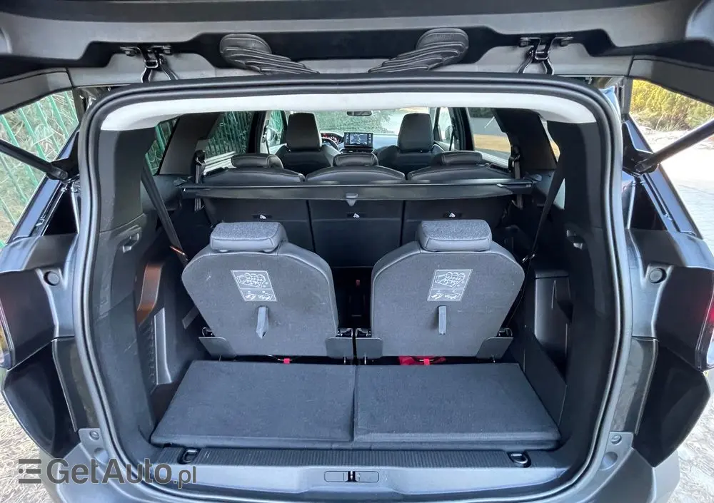 PEUGEOT 5008 1.5 BlueHDi Allure S&S