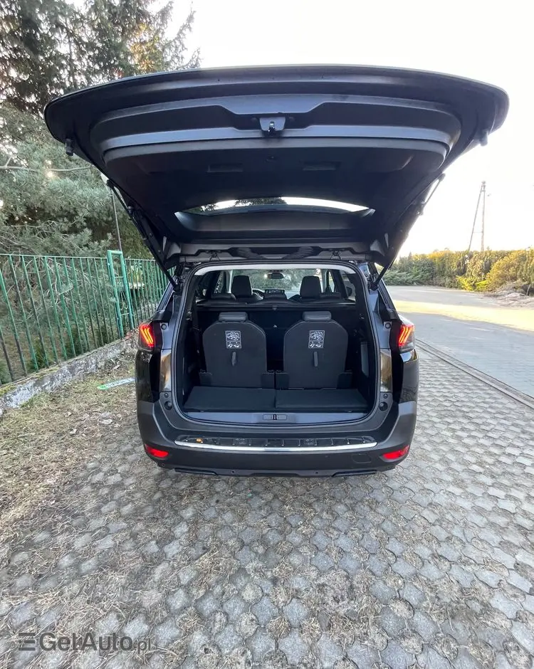 PEUGEOT 5008 1.5 BlueHDi Allure S&S