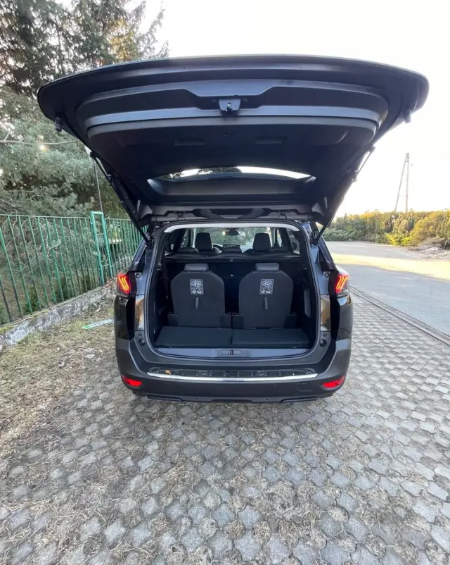 PEUGEOT 5008 1.5 BlueHDi Allure S&S