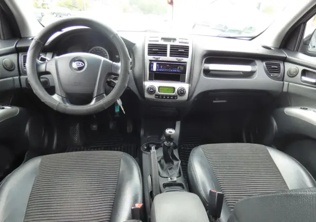 KIA Sportage 2.0 2WD Champ