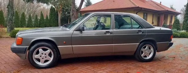 MERCEDES-BENZ W 201 (190) 