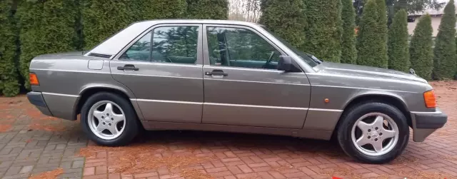 MERCEDES-BENZ W 201 (190) 