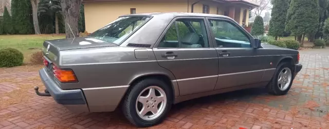 MERCEDES-BENZ W 201 (190) 