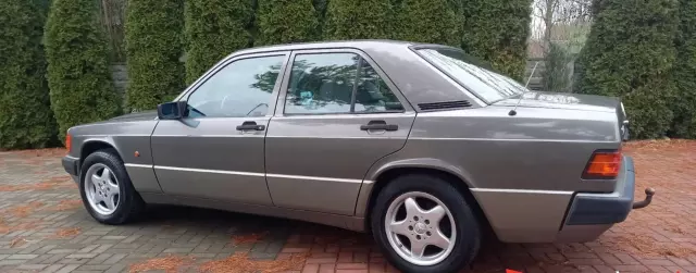 MERCEDES-BENZ W 201 (190) 