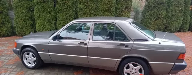 MERCEDES-BENZ W 201 (190) 