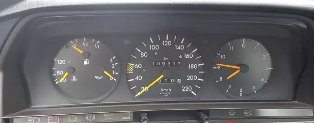 MERCEDES-BENZ W 201 (190) 