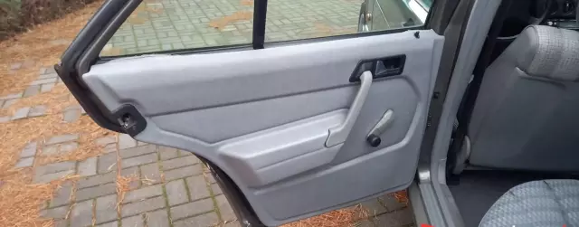 MERCEDES-BENZ W 201 (190) 