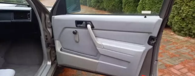 MERCEDES-BENZ W 201 (190) 