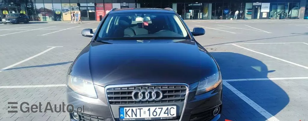 AUDI A4 