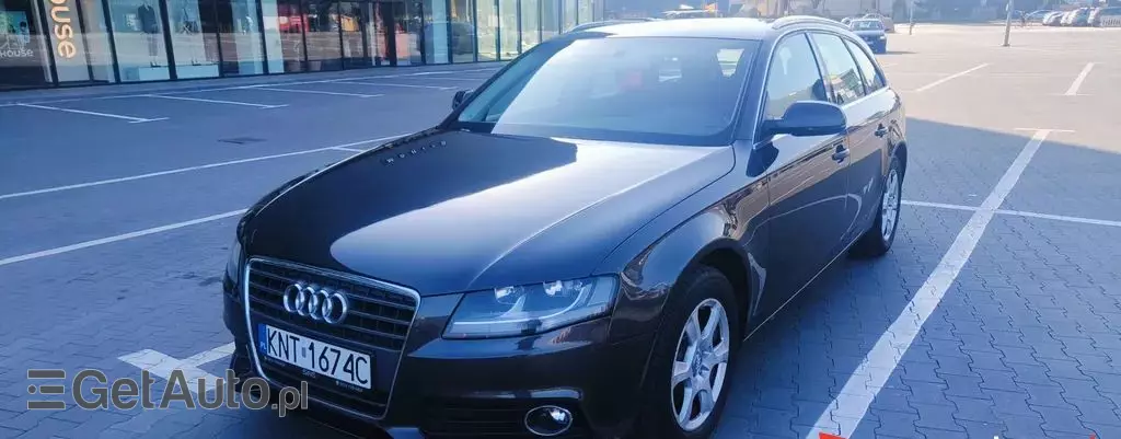 AUDI A4 