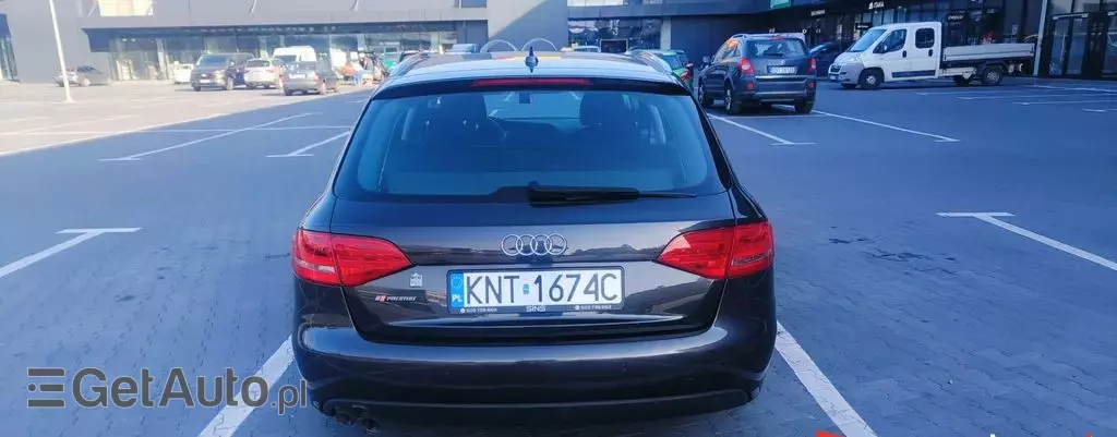 AUDI A4 