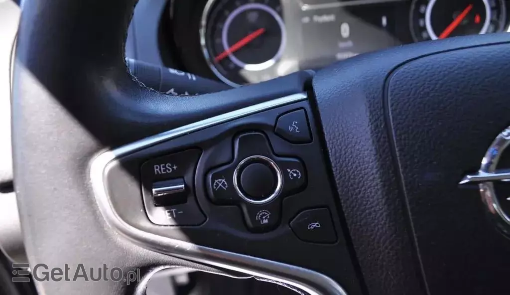 OPEL Insignia 1.6 (170 KM) Turbo Ecotec start/stop