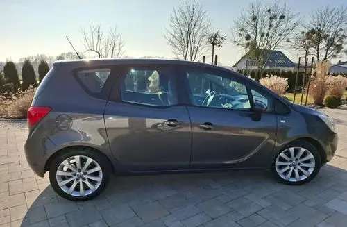OPEL Meriva 