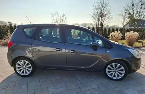 OPEL Meriva 