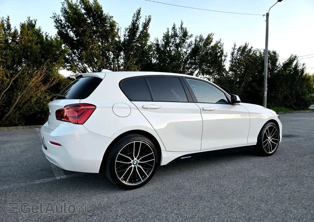 BMW Seria 1 116d Sport Line