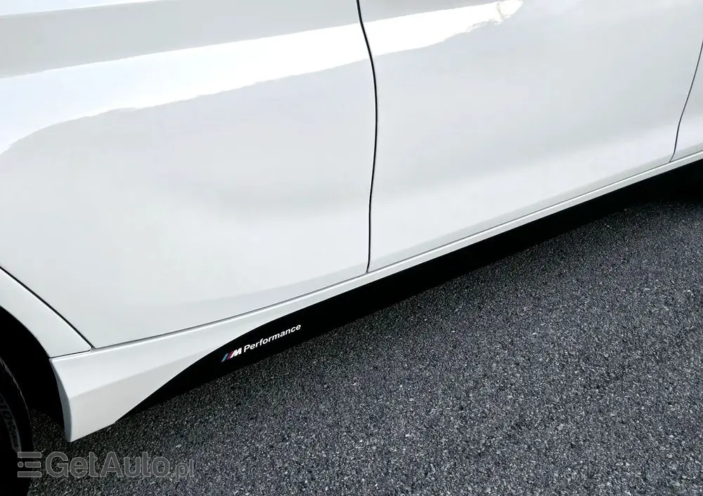 BMW Seria 1 116d Sport Line