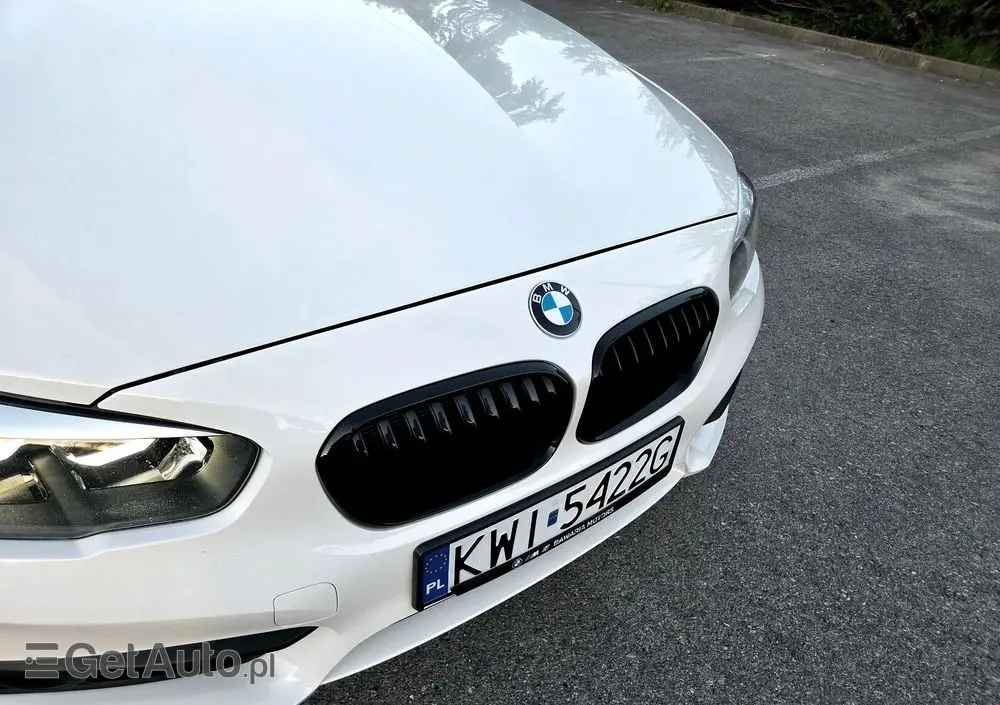 BMW Seria 1 116d Sport Line