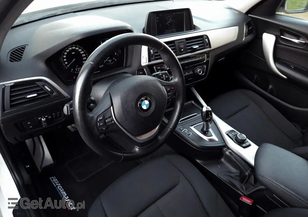 BMW Seria 1 116d Sport Line