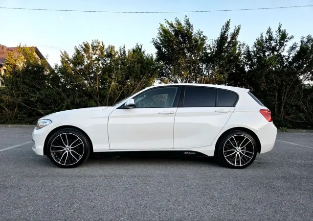 BMW Seria 1 116d Sport Line