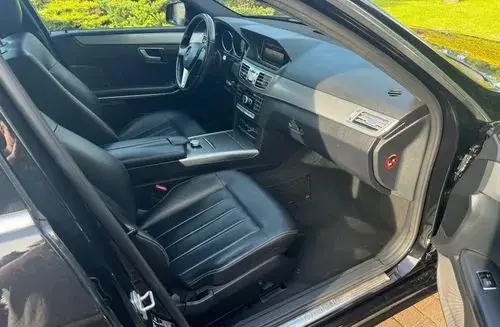 MERCEDES-BENZ Klasa E 