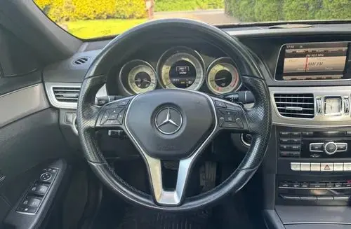 MERCEDES-BENZ Klasa E 