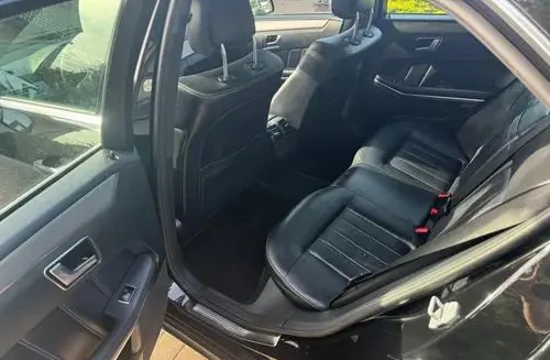 MERCEDES-BENZ Klasa E 