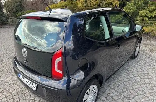 VOLKSWAGEN Up! 