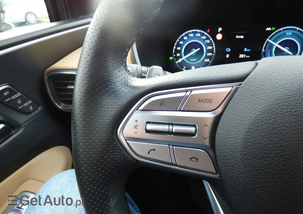 HYUNDAI Santa Fe 1.6 T-GDI PHEV Platinum 4WD