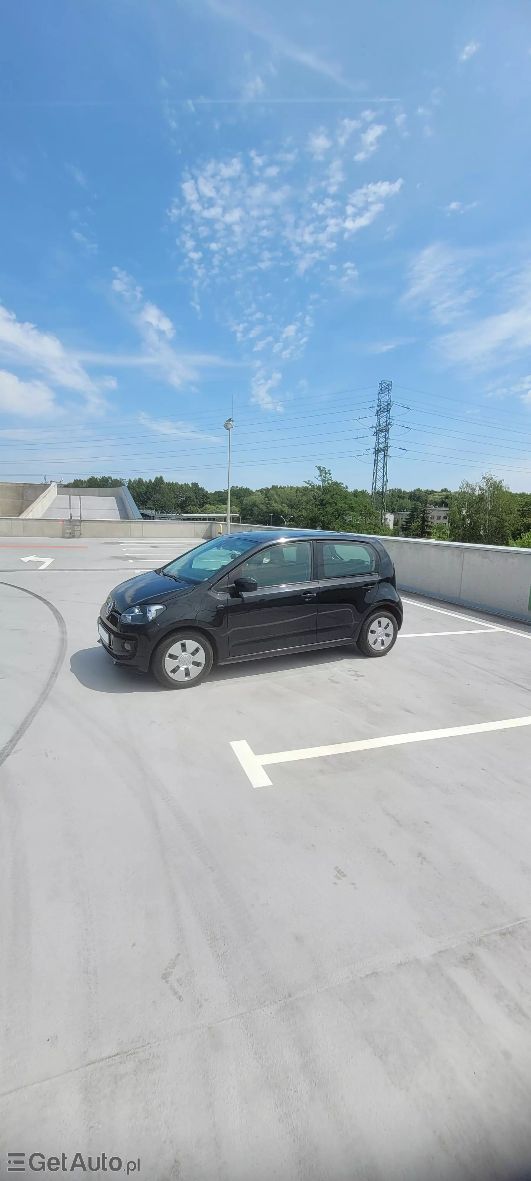 VOLKSWAGEN Up! High up!
