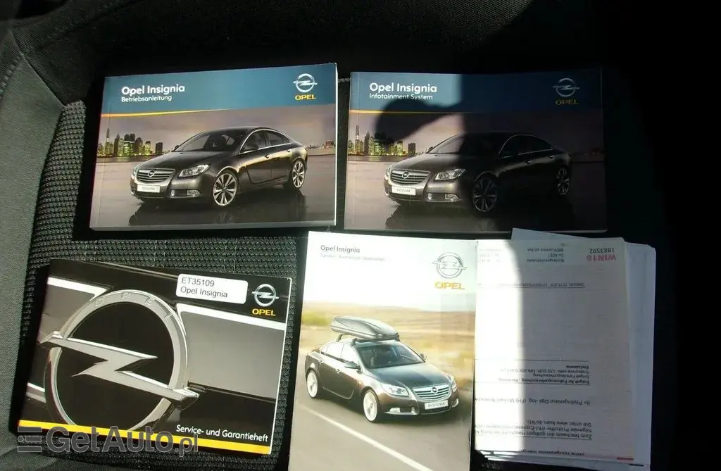 OPEL Insignia 