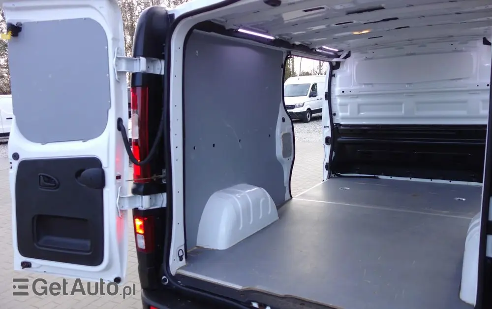 RENAULT Trafic Long Nowy Model  2.0 DCI 130 KM Klima Kamera 