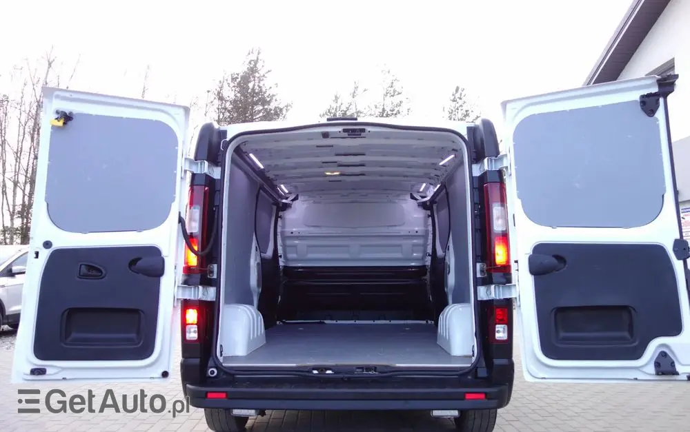 RENAULT Trafic Long Nowy Model  2.0 DCI 130 KM Klima Kamera 