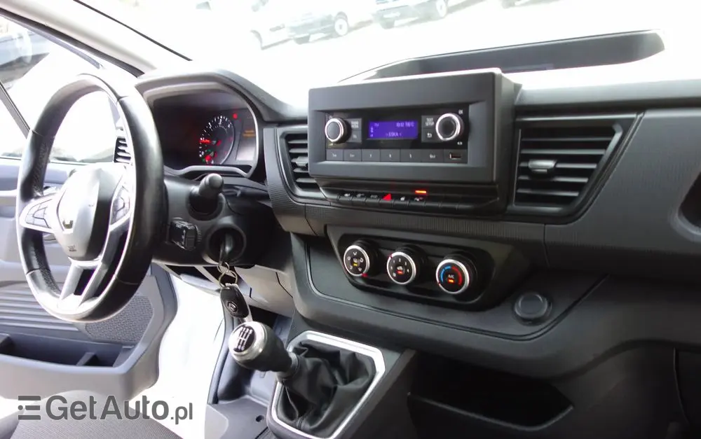 RENAULT Trafic Long Nowy Model  2.0 DCI 130 KM Klima Kamera 