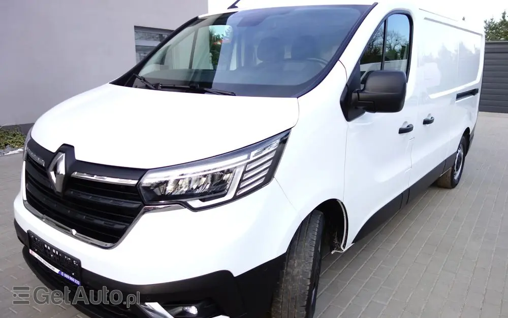 RENAULT Trafic Long Nowy Model  2.0 DCI 130 KM Klima Kamera 